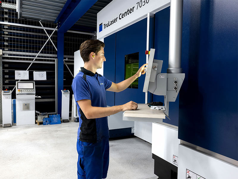 Img Laser Operator 800X600